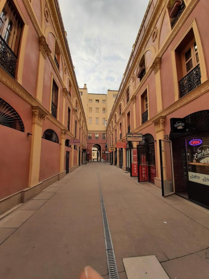 Ch Lumiere Otel Madrid Dış mekan fotoğraf